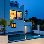 Villa Hill
