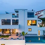 Villa Hill